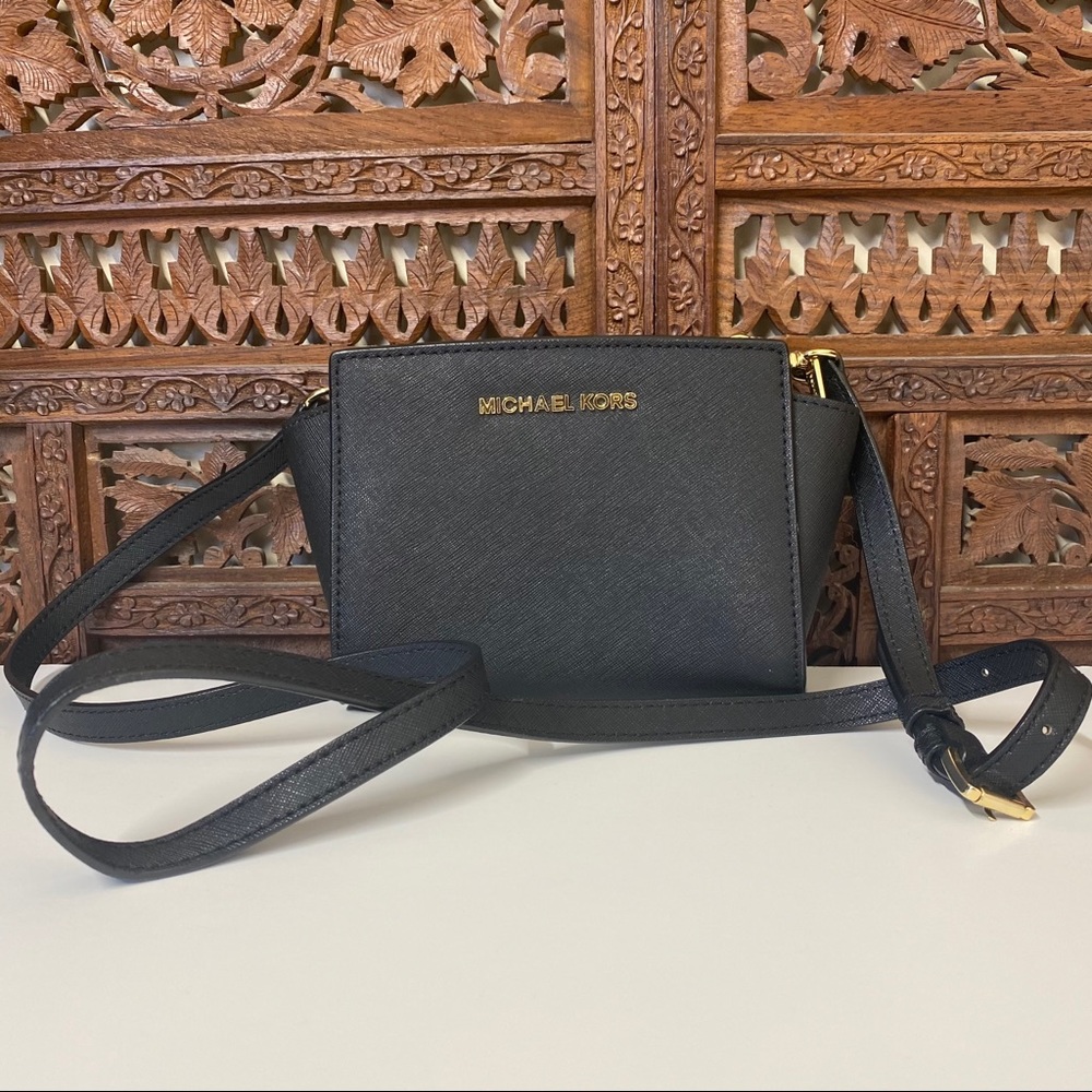 Michael Kors Selma Mini Saffiano Leather Crossbody